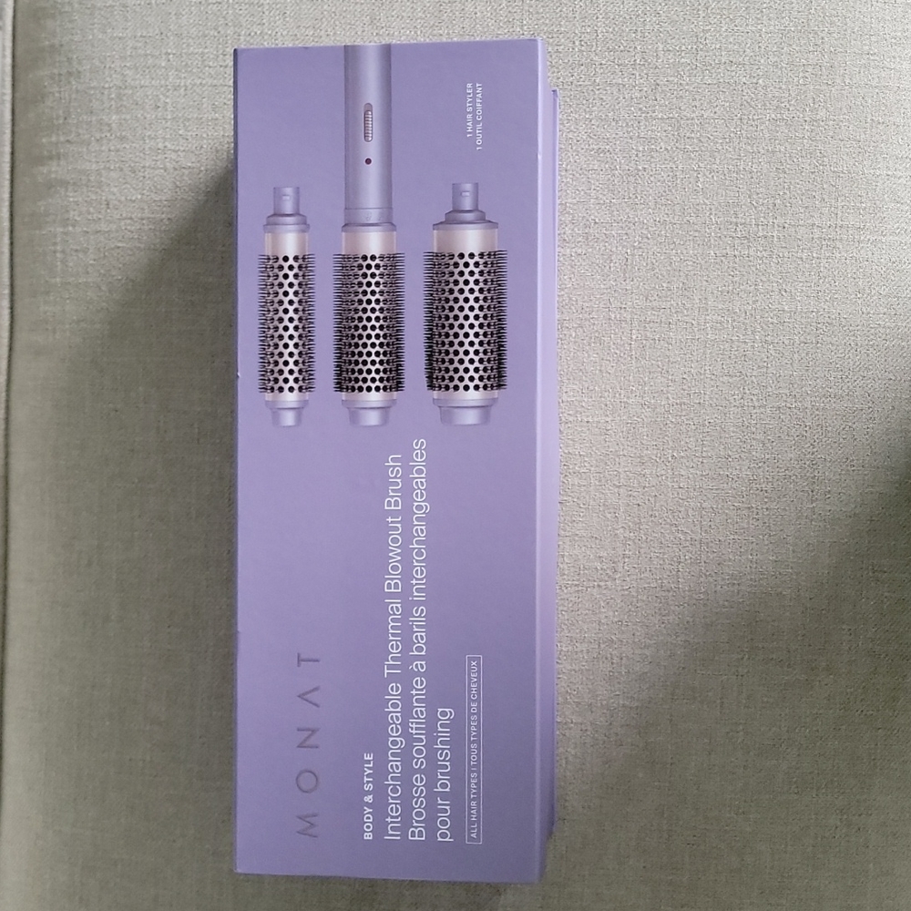 🔹Monat Blowout Brush